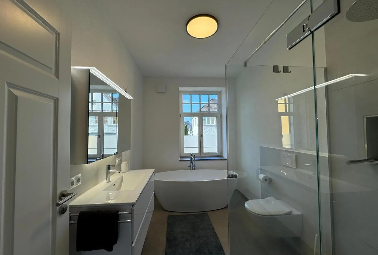 Stadtvilla Ferienwohnung Apartment ميندلهايم